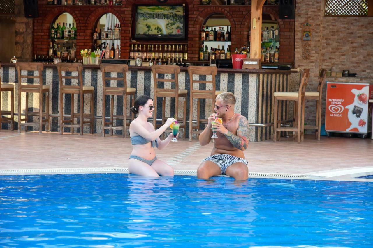 Belcehan Hotel Oludeniz Eksteriør bilde